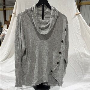 89th & Madison Heather Gray Cowl Neck Sweater
